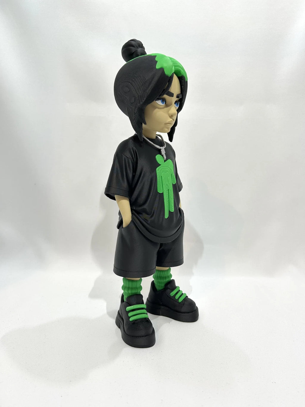 Billie Eilish – Music Icon 3D Print Ornament 30cm Movie Music Fan Gift