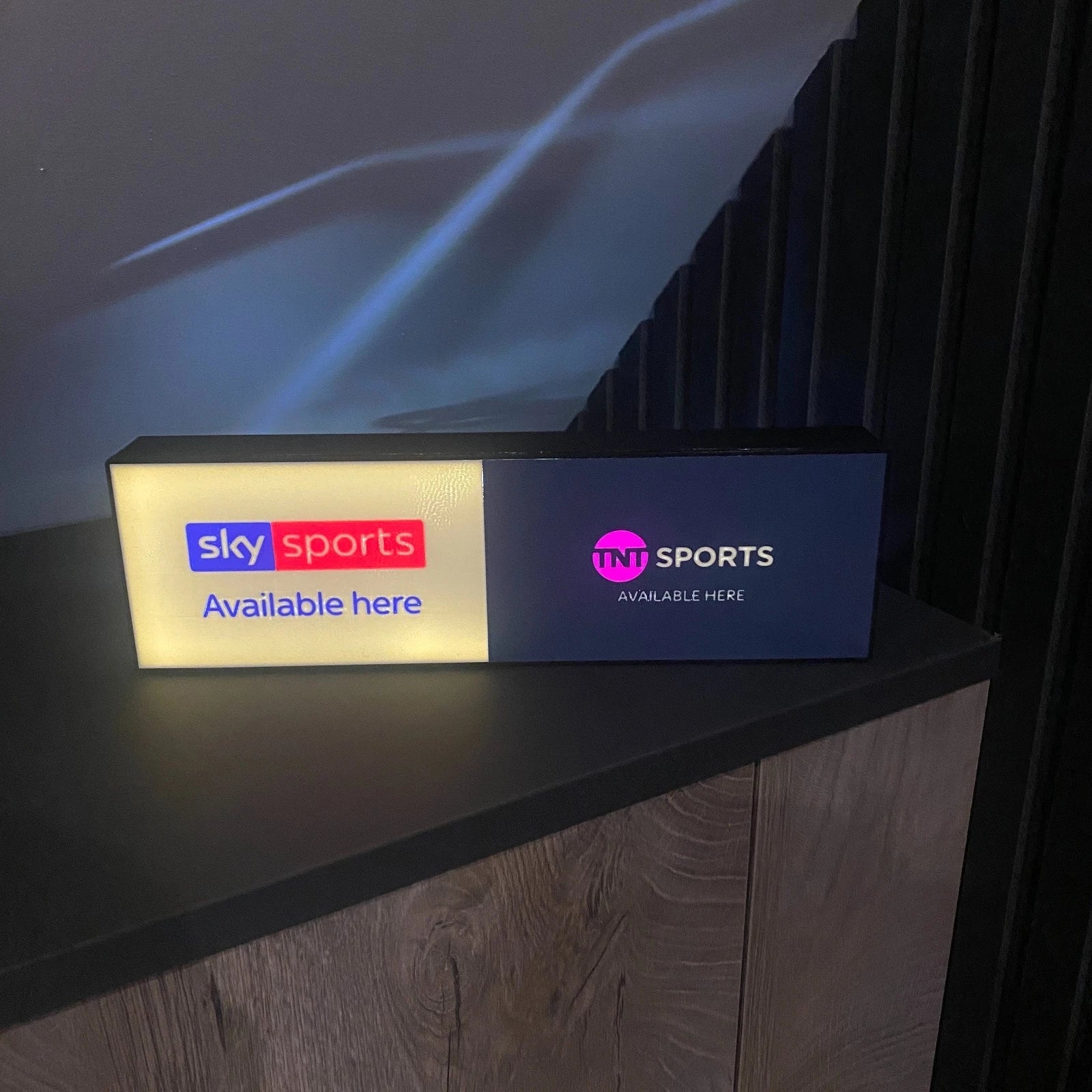 Sky Sports TNT Light Box Gift Novelty Lamp Man Cave Bar Shed Pub Sign Led USB