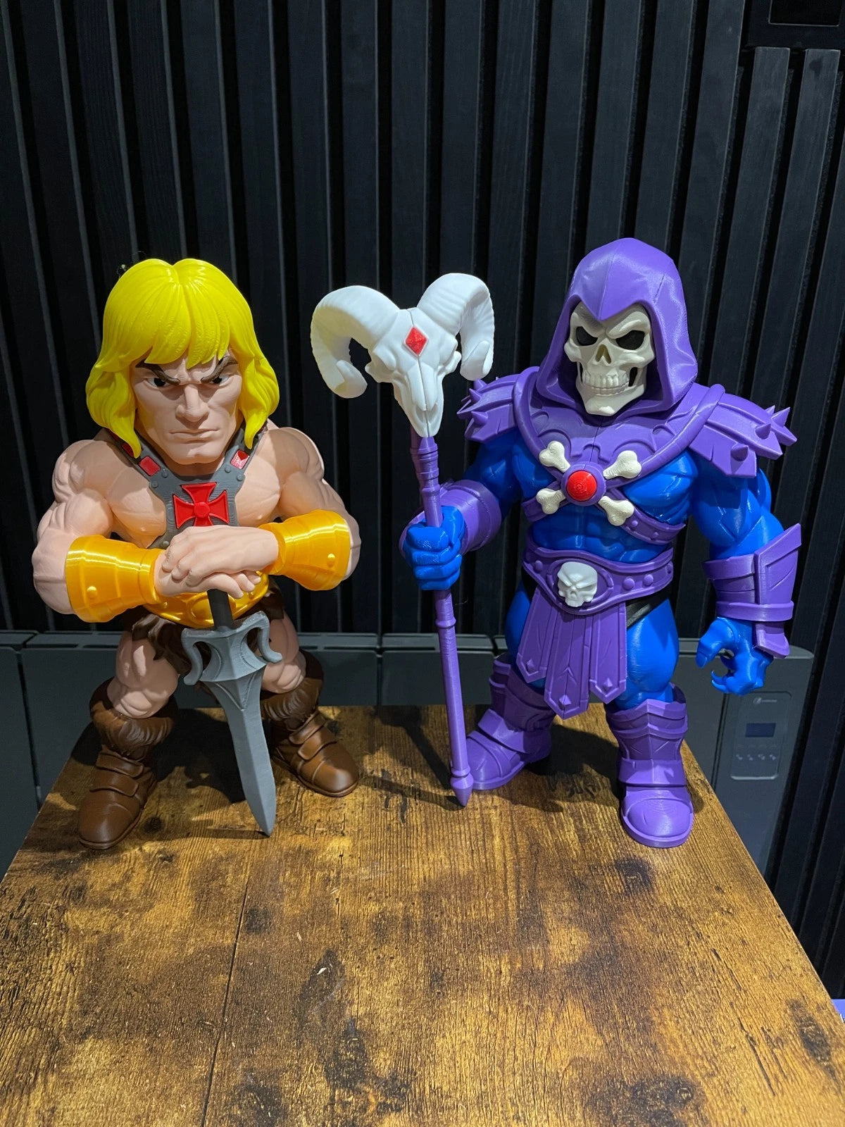 He-Man & Skeletor Masters of the Universe Movie Icons Figure Ornament Display