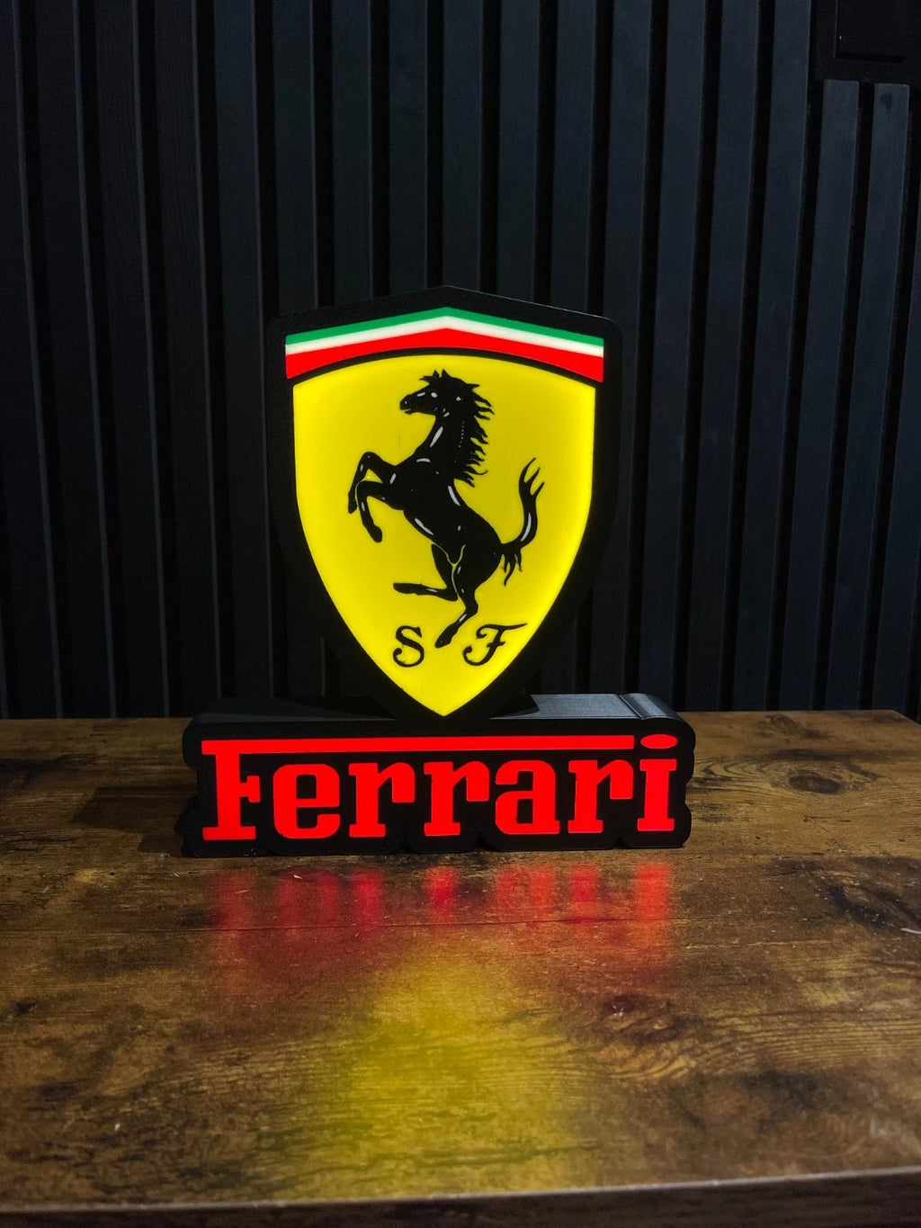 Ferrari LOGO Badge LED Light Box Sign Lightbox Garage Wall Decor USB POWERED
